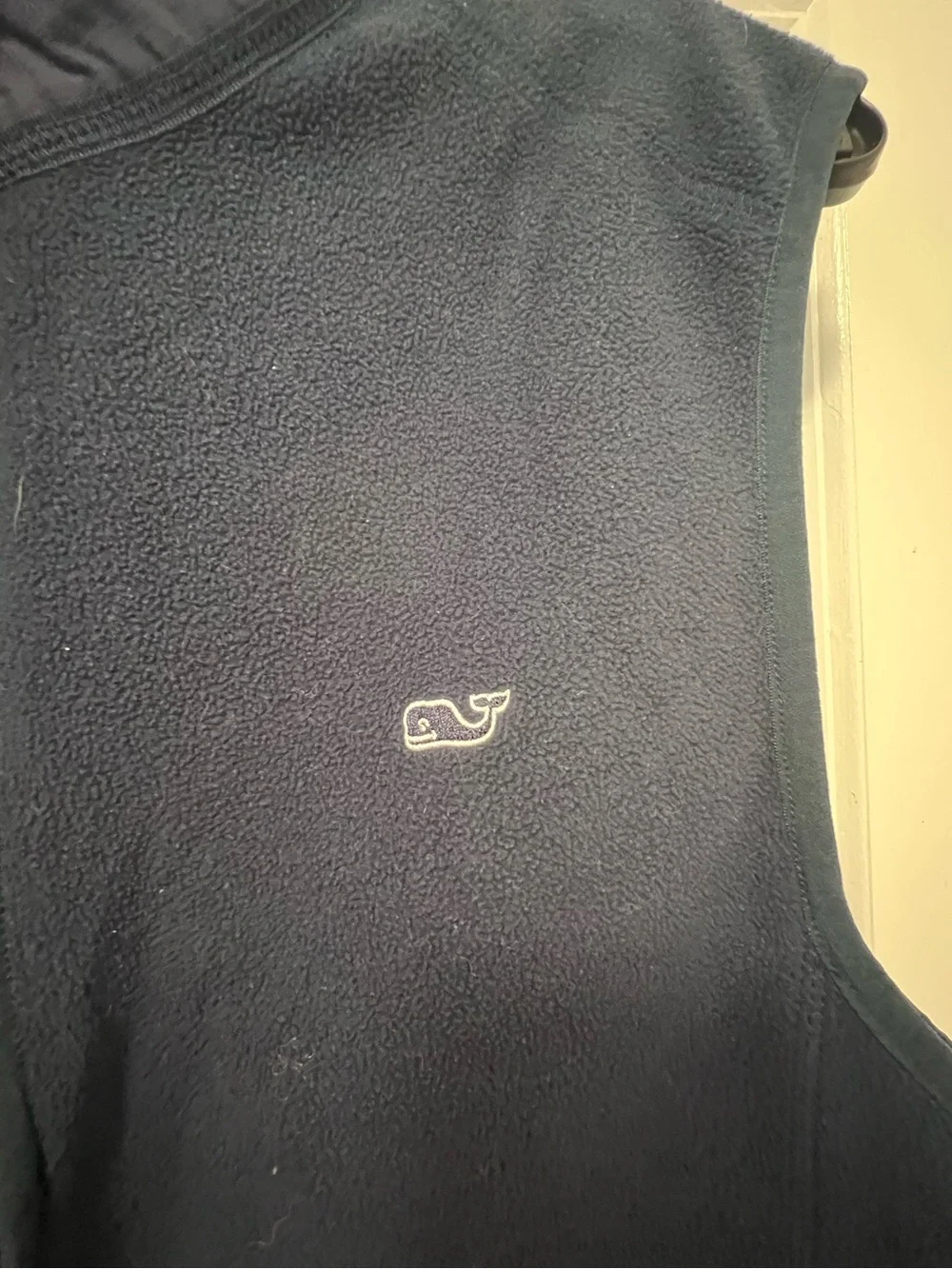 Men’s vineyard vines fleece vest